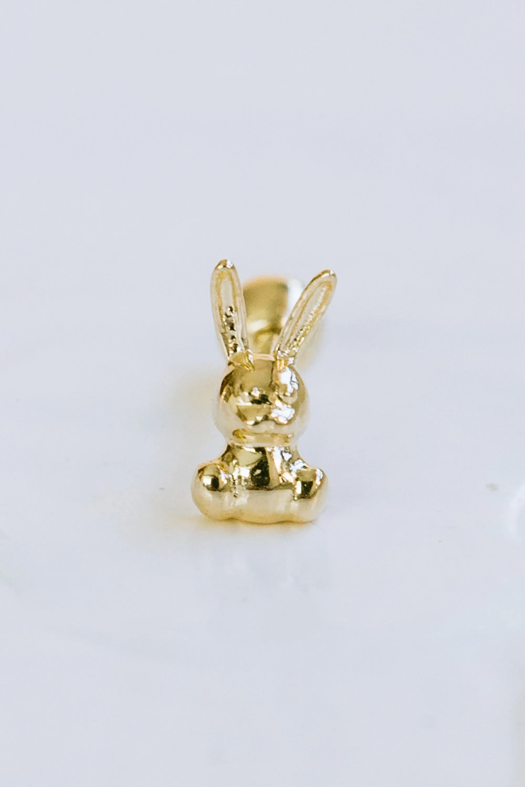 14K GOLD JEWELRY MINIMALIST DELICATE CUTE BUNNY RABBIT BARBELL EAR STUD EARRING PIERCING