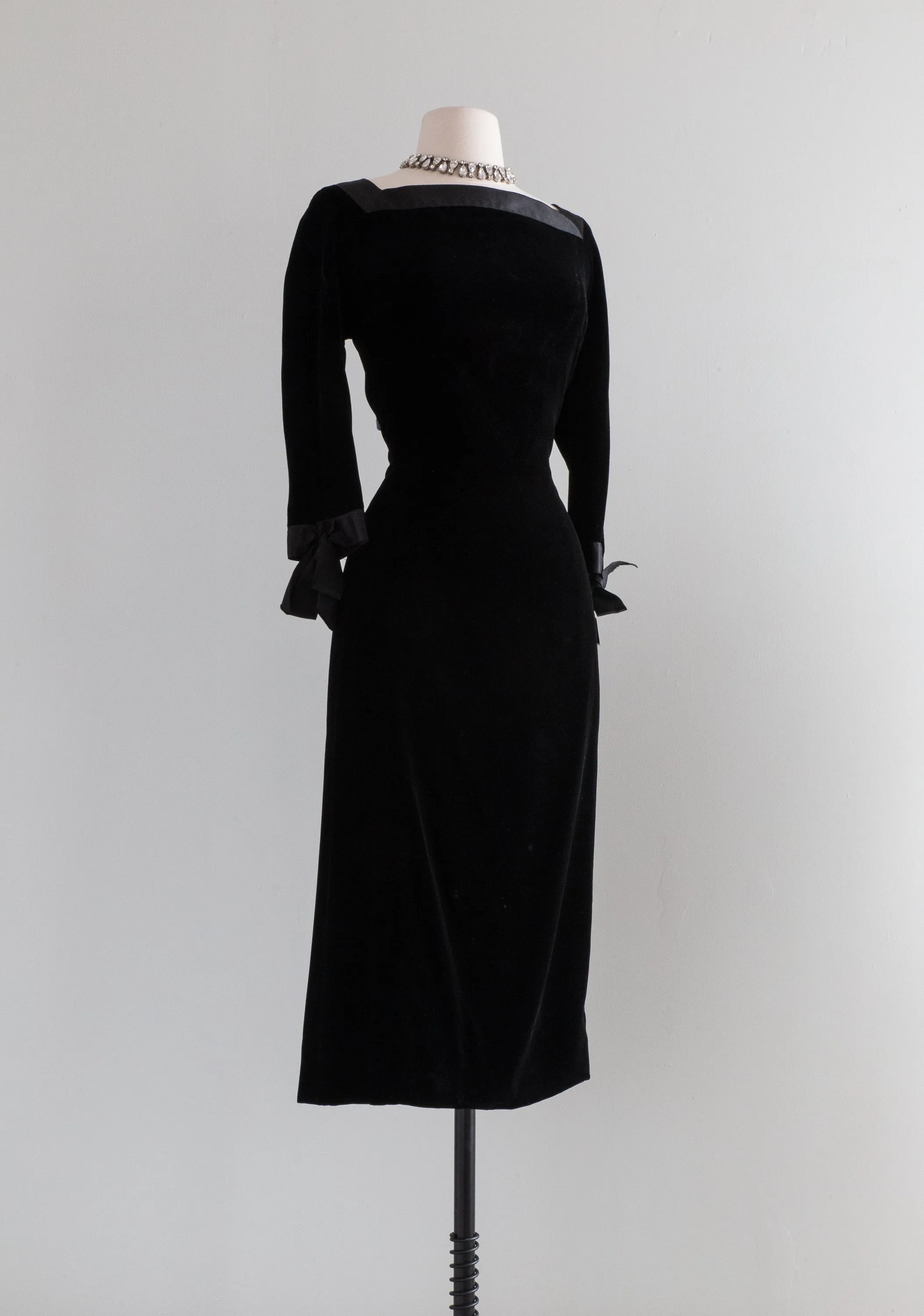 1950's Black Velvet Hourglass Cocktail Dress By Larry Aldrich  / Medium