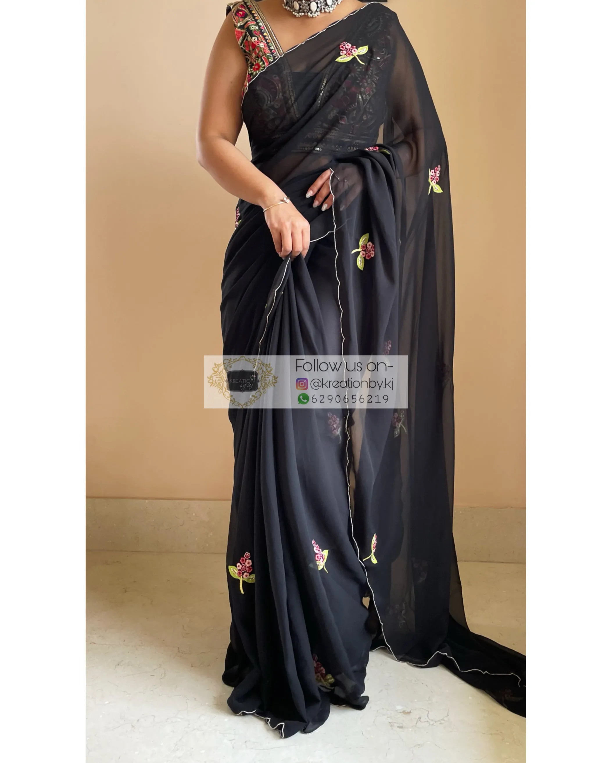 Black Daisies on My Mind Saree