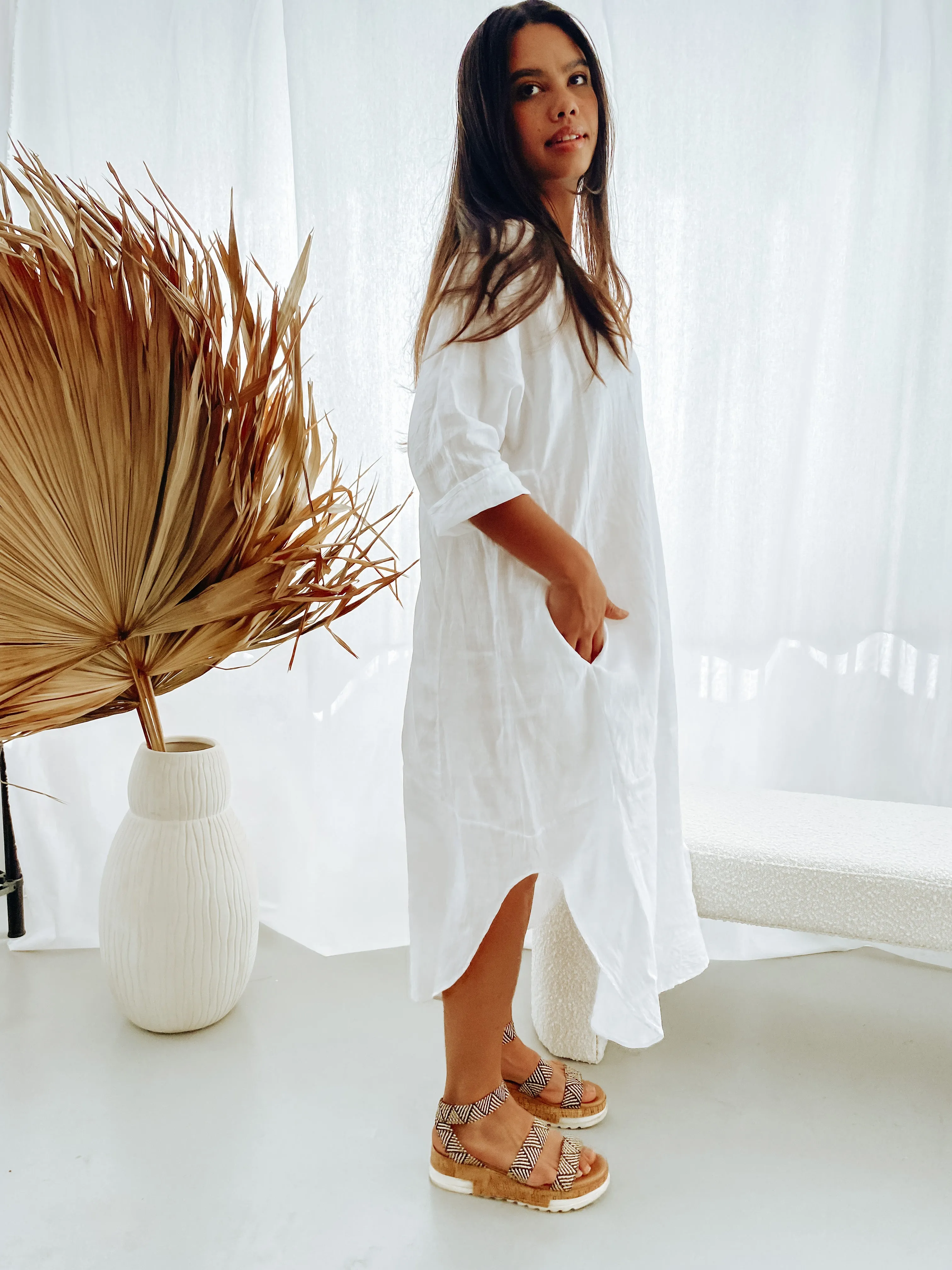 Joselin Linen Dress in Dove White