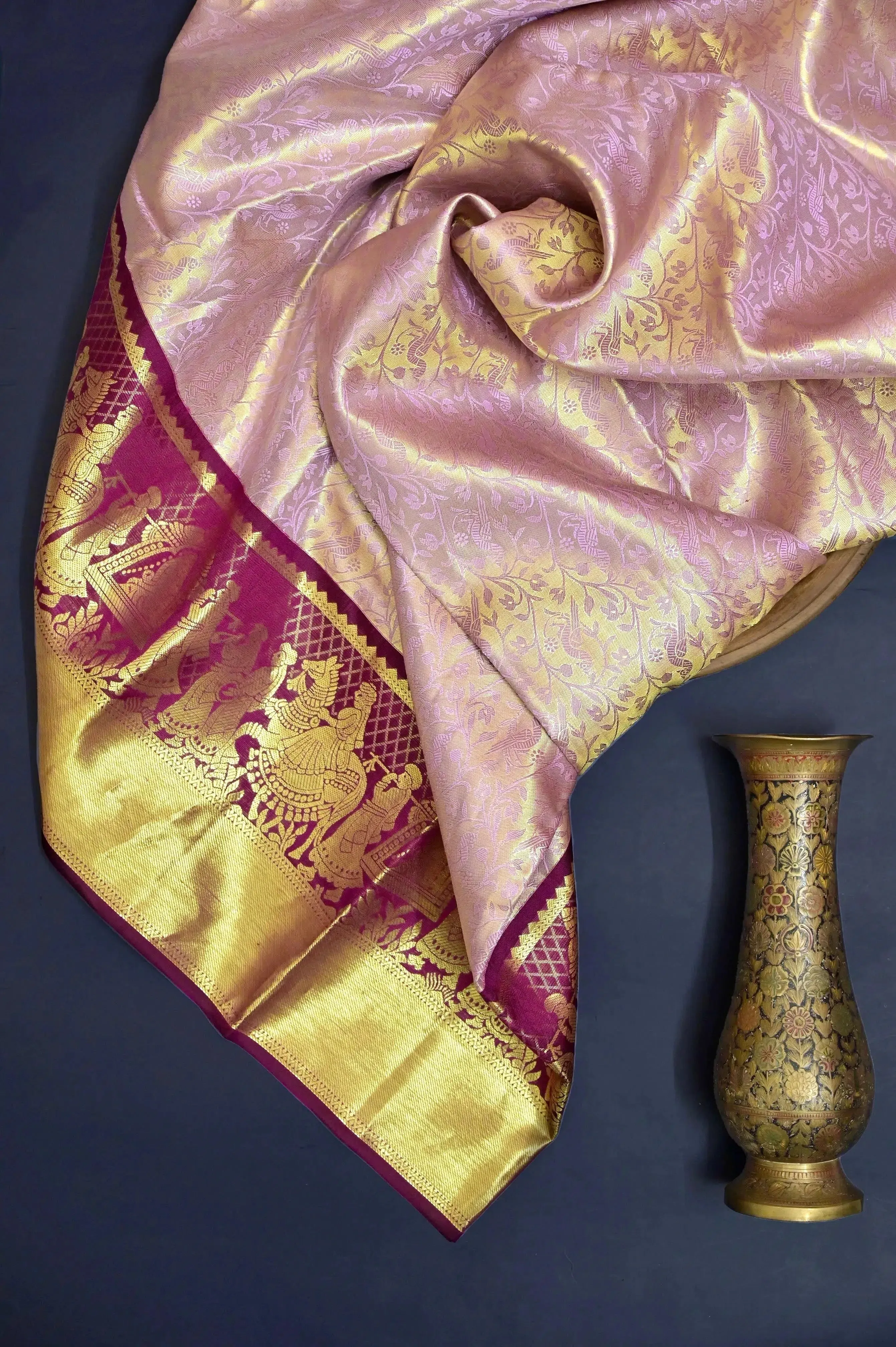 Light Crepe Pink Color Pure Tissue Brocade Kanjeevaram Silk Saree